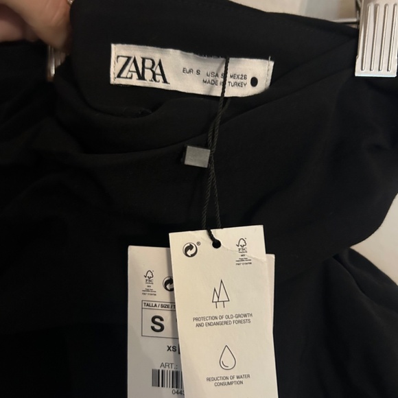 Zara Ruched Mini Skirt Black - Picture 2 of 4